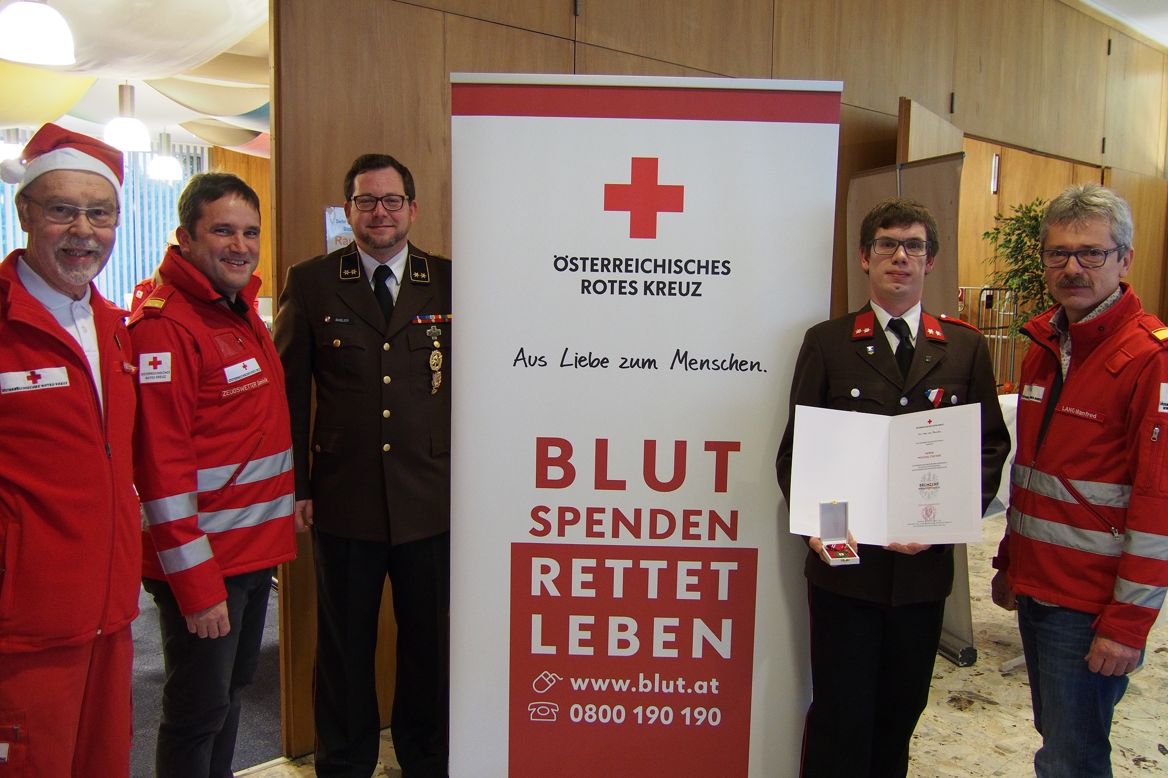 Michael Fischer vom Roten Kreuz ausgezeichnet